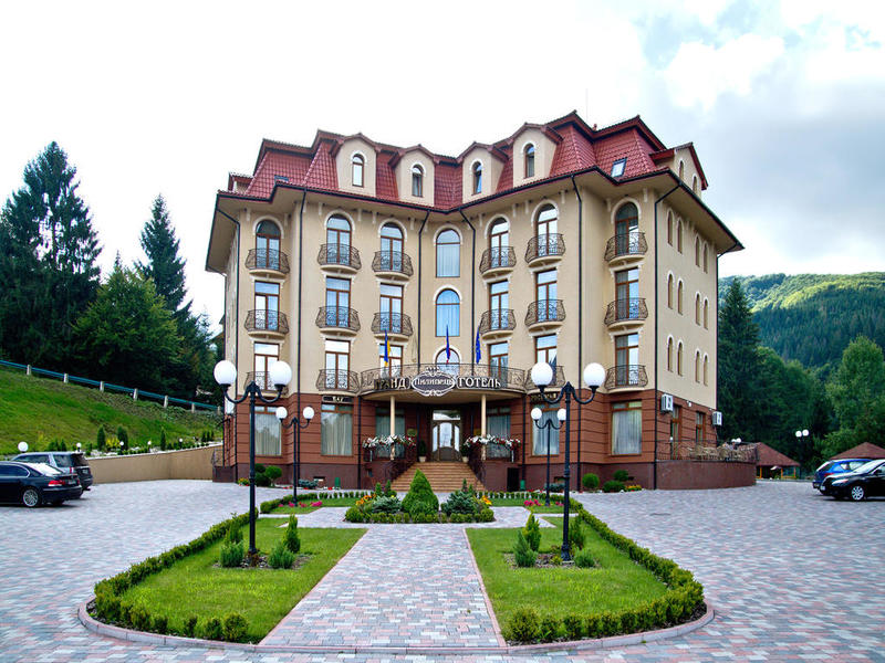 отель Гранд отель "Пилипец"